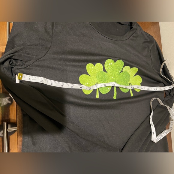 Good Luck Crew neck Tee shirt - Picture 3 of 4